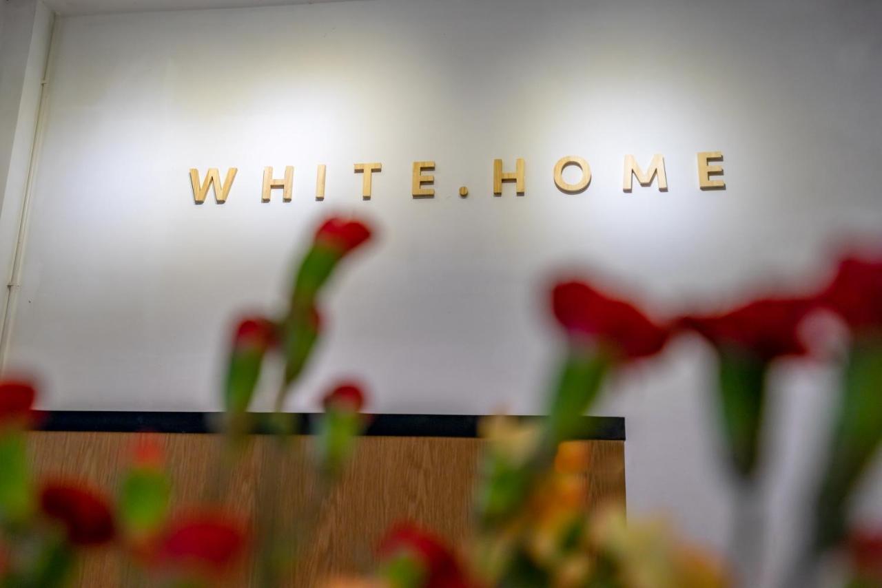 White Home โฮจิมินห์ซิตี้ ภายนอก รูปภาพ