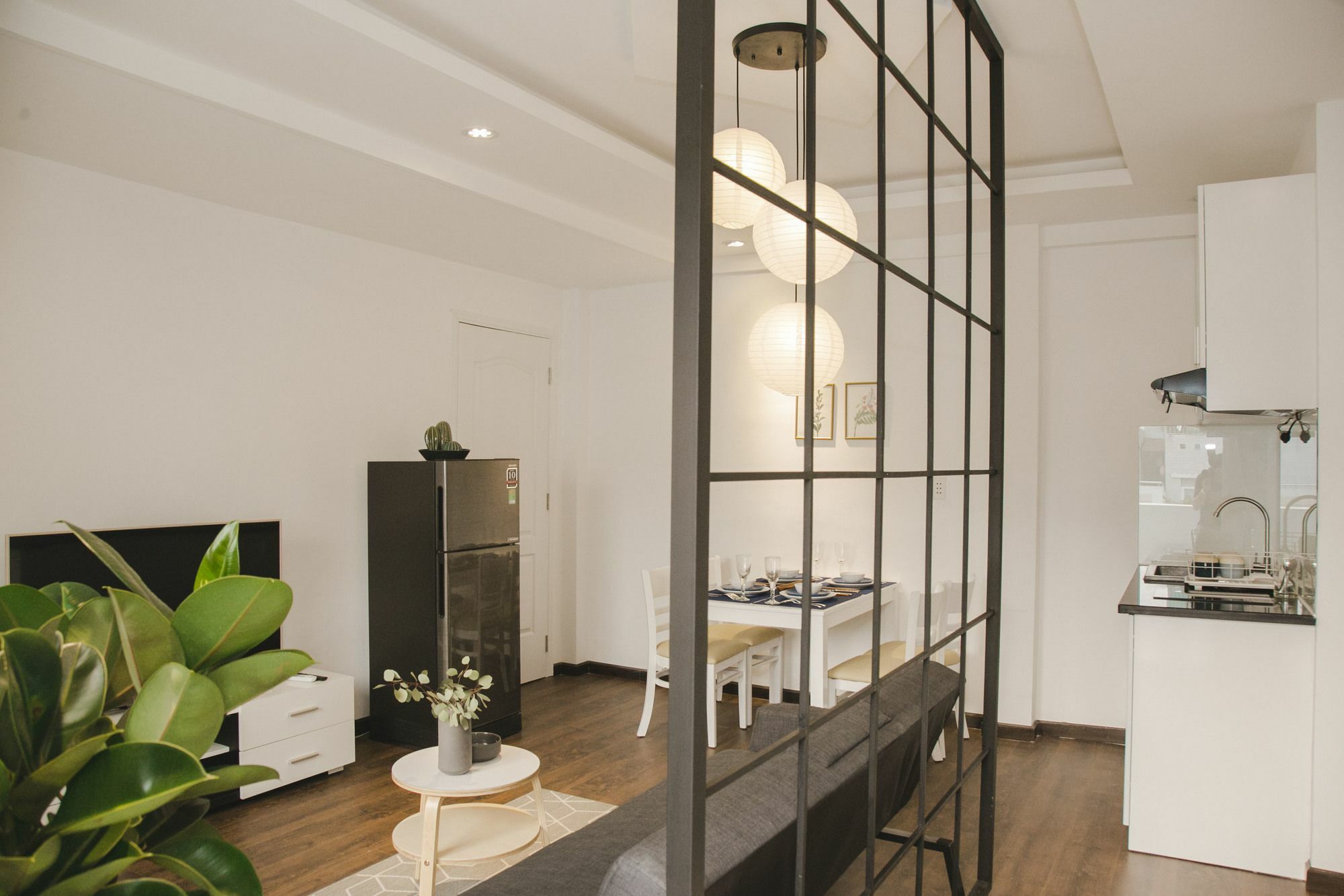 White Home โฮจิมินห์ซิตี้ ภายนอก รูปภาพ